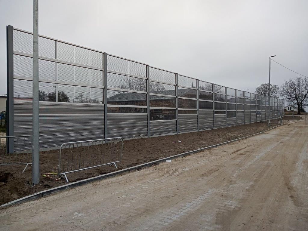 Ogrodzenie akustyczne Panattoni Park - centrum logistyczne Konstantynów Łódzki
