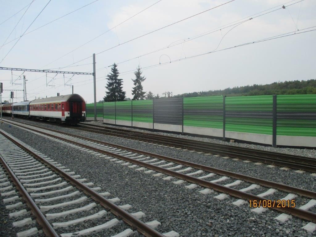 Ekrany akustyczne linia kolejowa Běchovice Czech Republic
