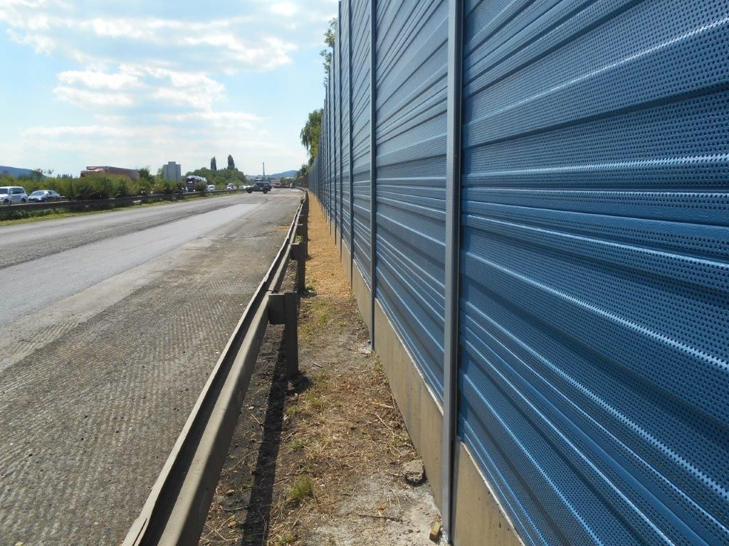 Ekrany akustyczne autostrada D5 Králův Dvůr