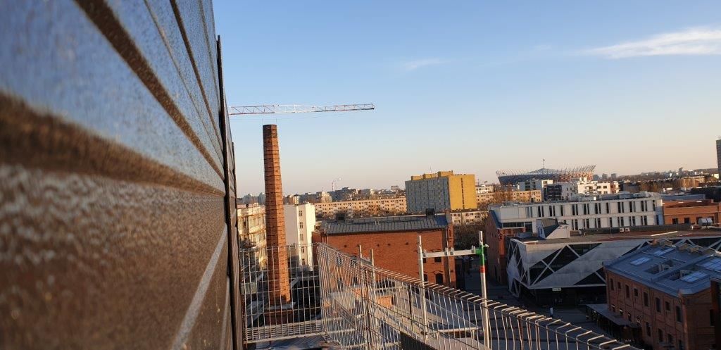 Obudowa akustyczna na dachu Koneser Warszawa