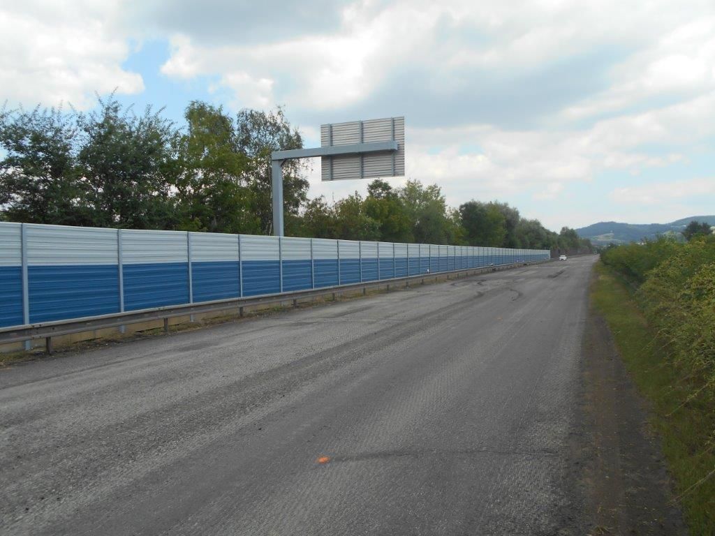Ekrany akustyczne autostrada D5 Králův Dvůr