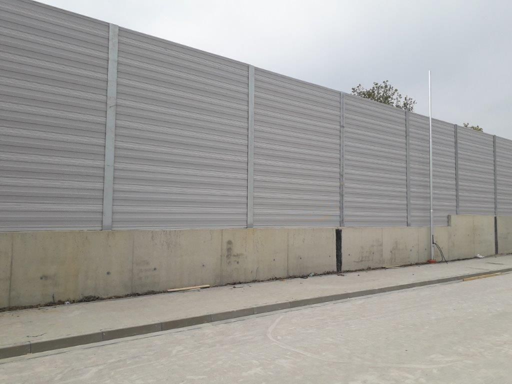 Ogrodzenie akustyczne centrum logistyczne Panattoni Park Cheb