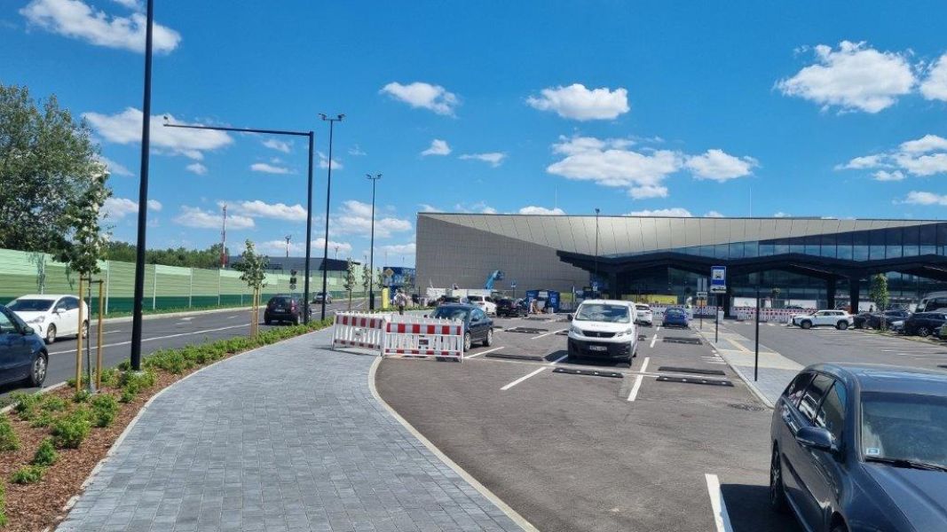 Vilnius Airport VIP terminal - ekran akustyczny Lithuania