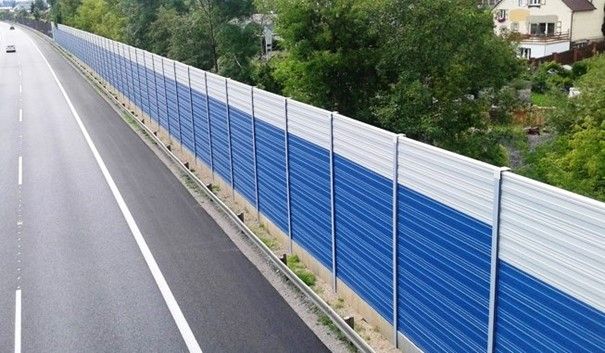 Ekrany akustyczne autostrada D5 Králův Dvůr