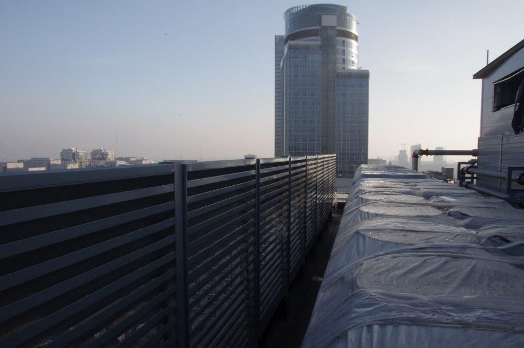 Obudowa akustyczna na dachu Atrium Warszawa