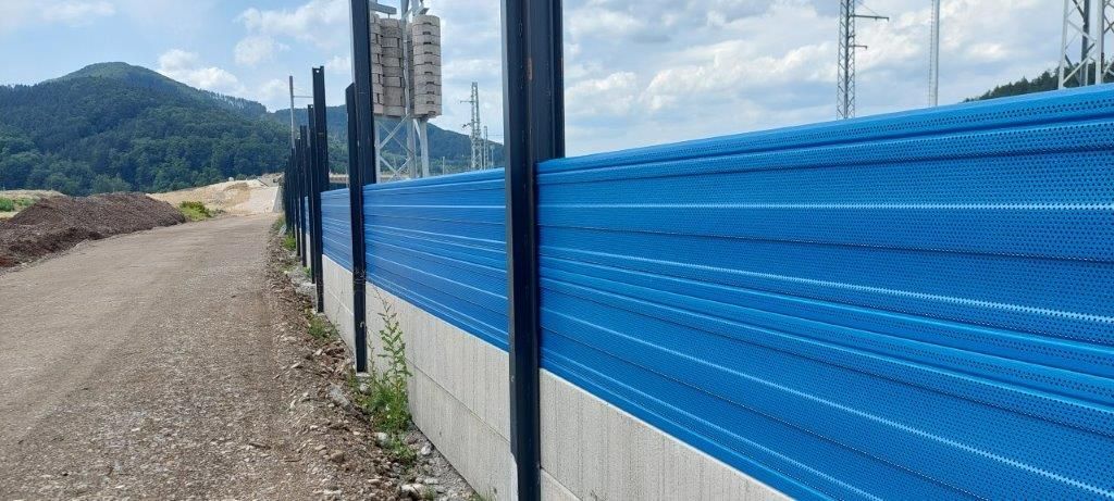  Ekrany akustyczne linia kolejowa Žilina