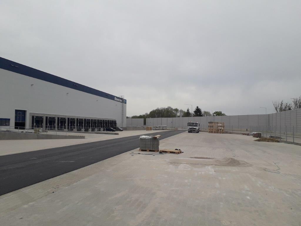 Ogrodzenie akustyczne centrum logistyczne Panattoni Park Cheb