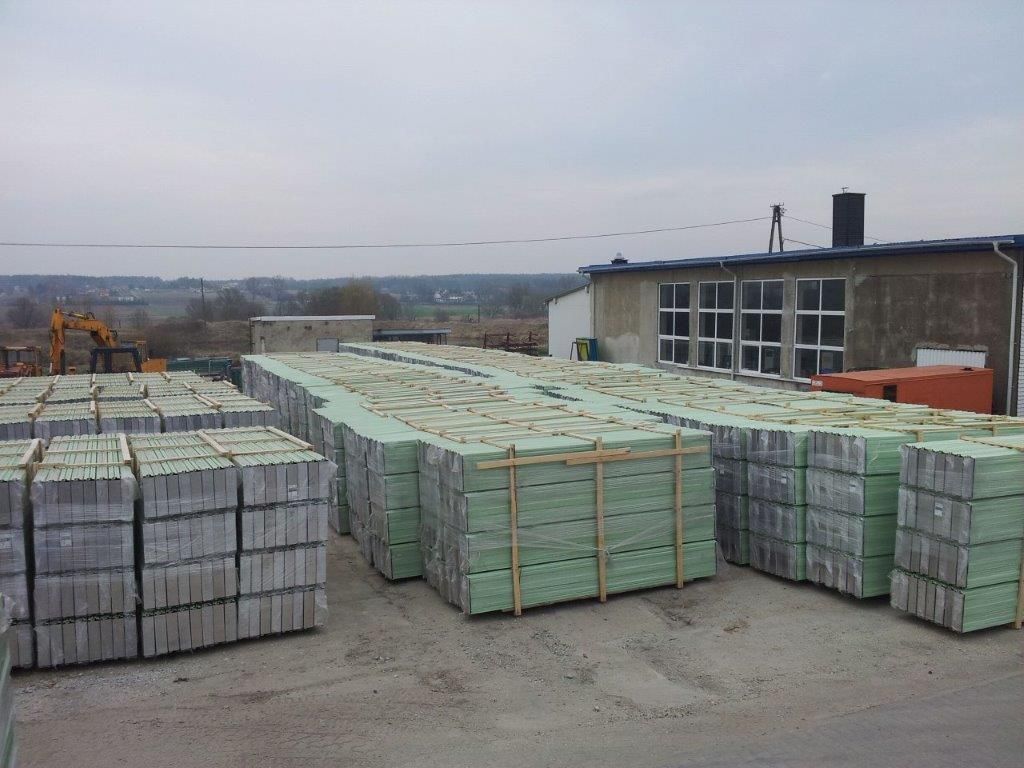 Załadunek, transport , pakowanie paneli Budan