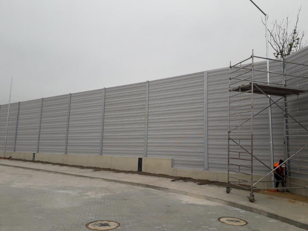 Ogrodzenie akustyczne centrum logistyczne Panattoni Park Cheb