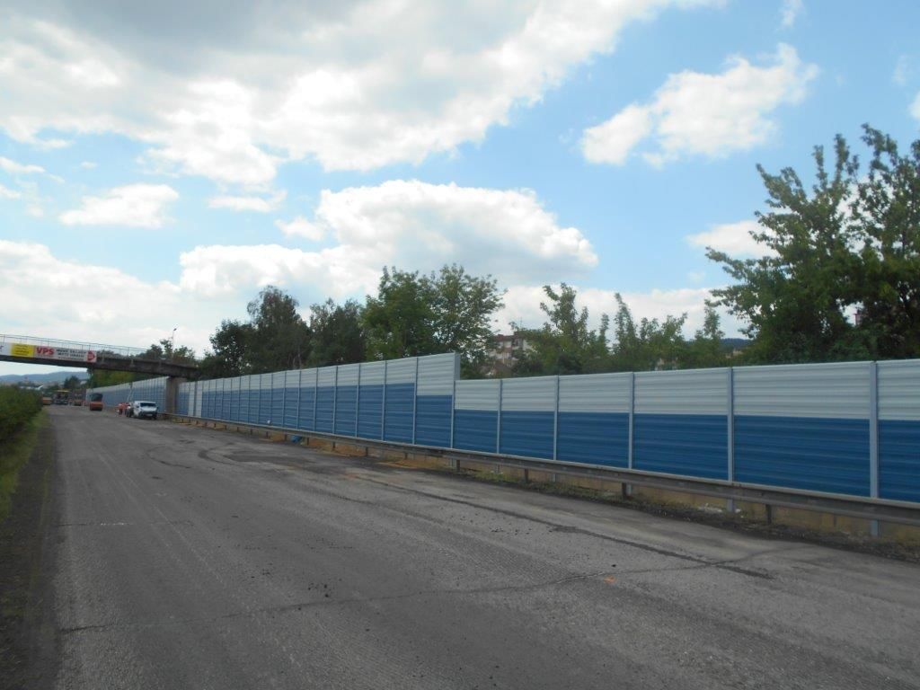 Ekrany akustyczne autostrada D5 Králův Dvůr