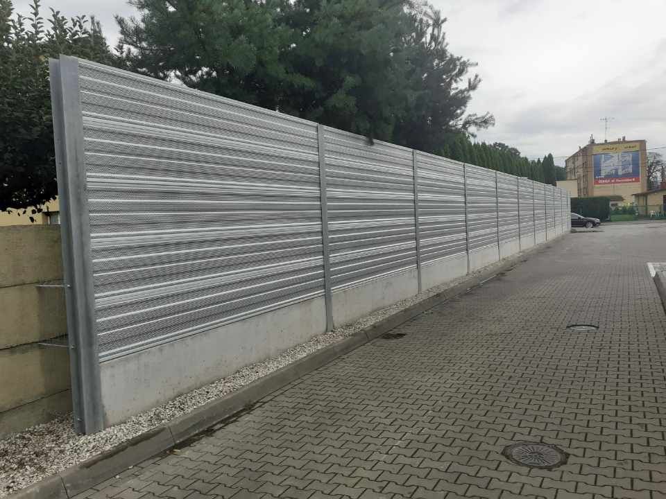 Ogrodzenie akustyczne stacja benzynowa Dębica