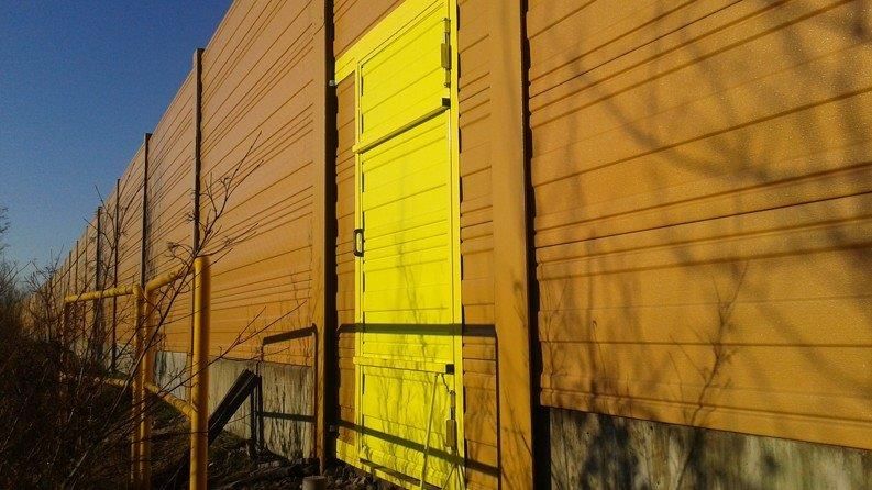 Drzwi do ekranów akustycznych