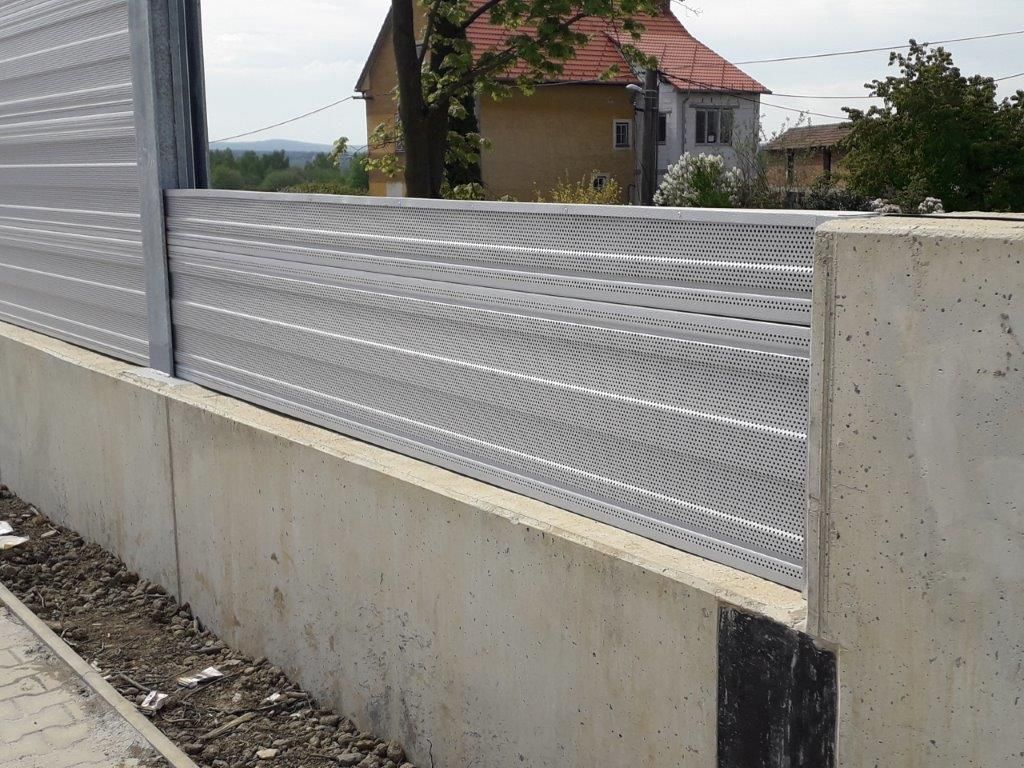 Ogrodzenie akustyczne centrum logistyczne Panattoni Park Cheb