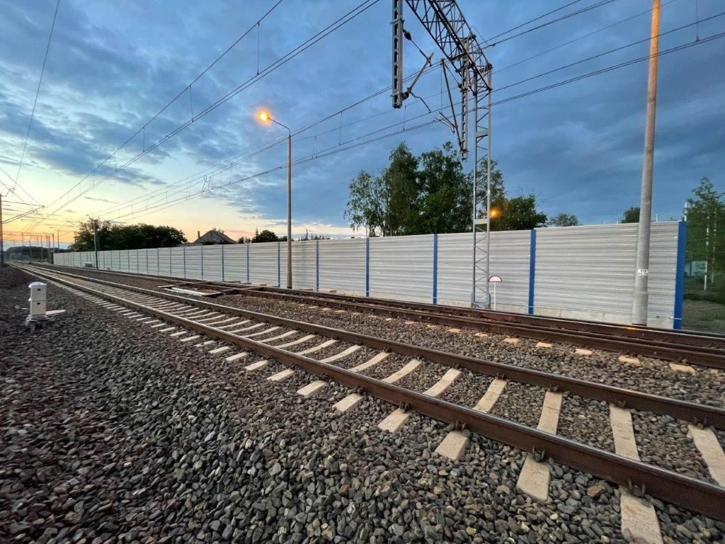 Ekrany akustyczne linia kolejowa E59